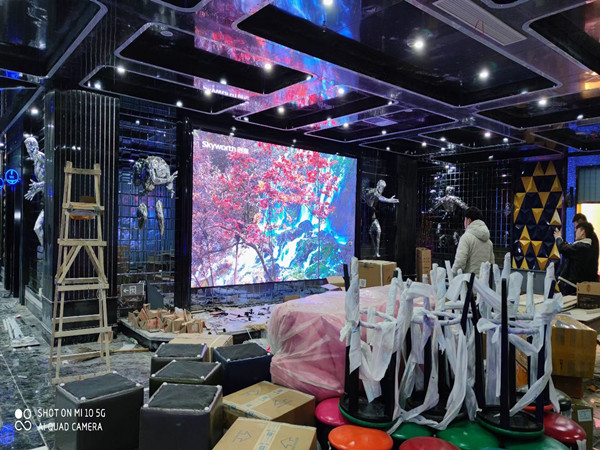 观山湖室内P2.5全彩显示屏