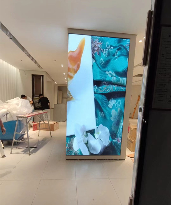 观山湖商场门店转角LED显示屏